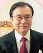 写真：新谷弘実先生